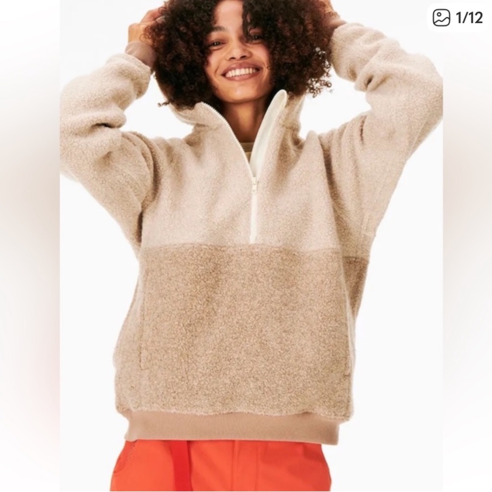 Outdoor Voices Mega Fleece 1/2 Zip Size M